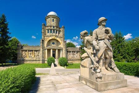 Hotel Kralovsky Dvur Hořice エクステリア 写真